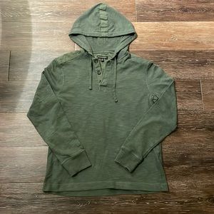 Banana Republic men’s lightweight sweatshirt with hood in green